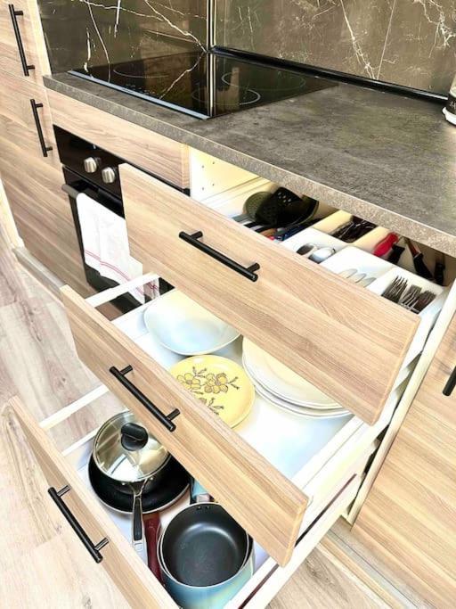 Une Belle Maison Avec 2 Chambre Croix エクステリア 写真