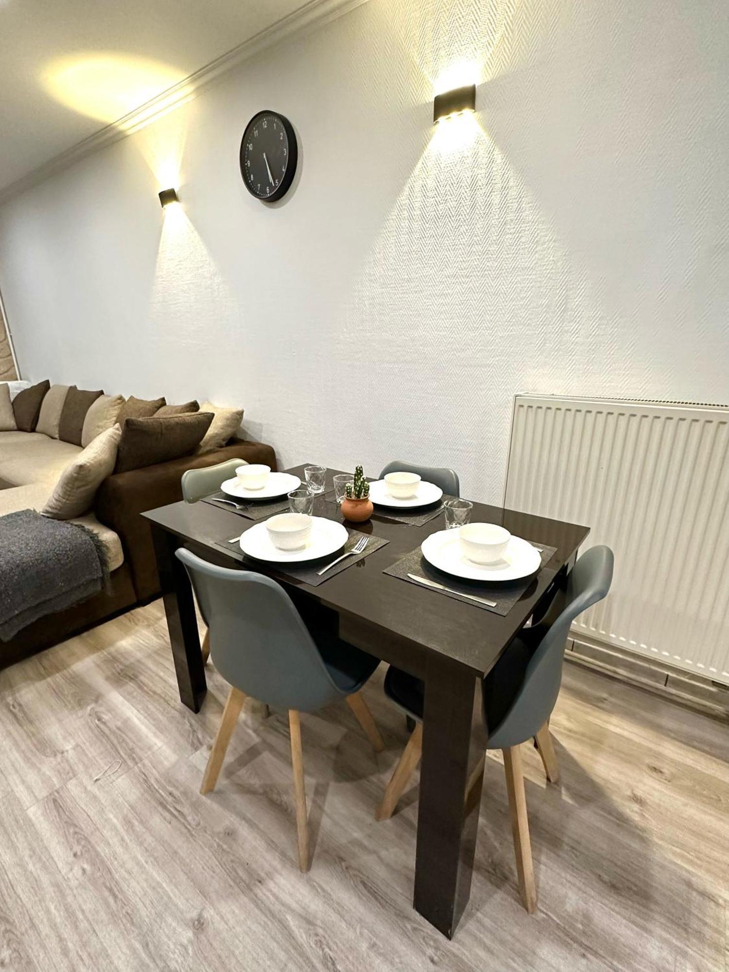 Une Belle Maison Avec 2 Chambre Croix エクステリア 写真